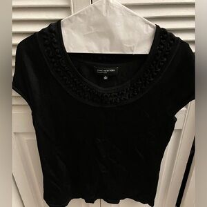 Black Jones New York detailed neck short sleeved blouse